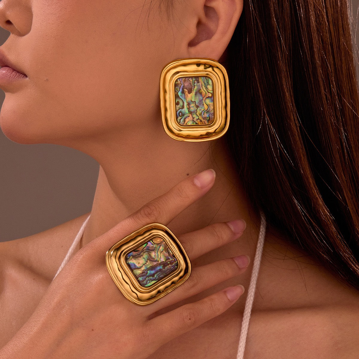 Oyster shell square vintage earrings