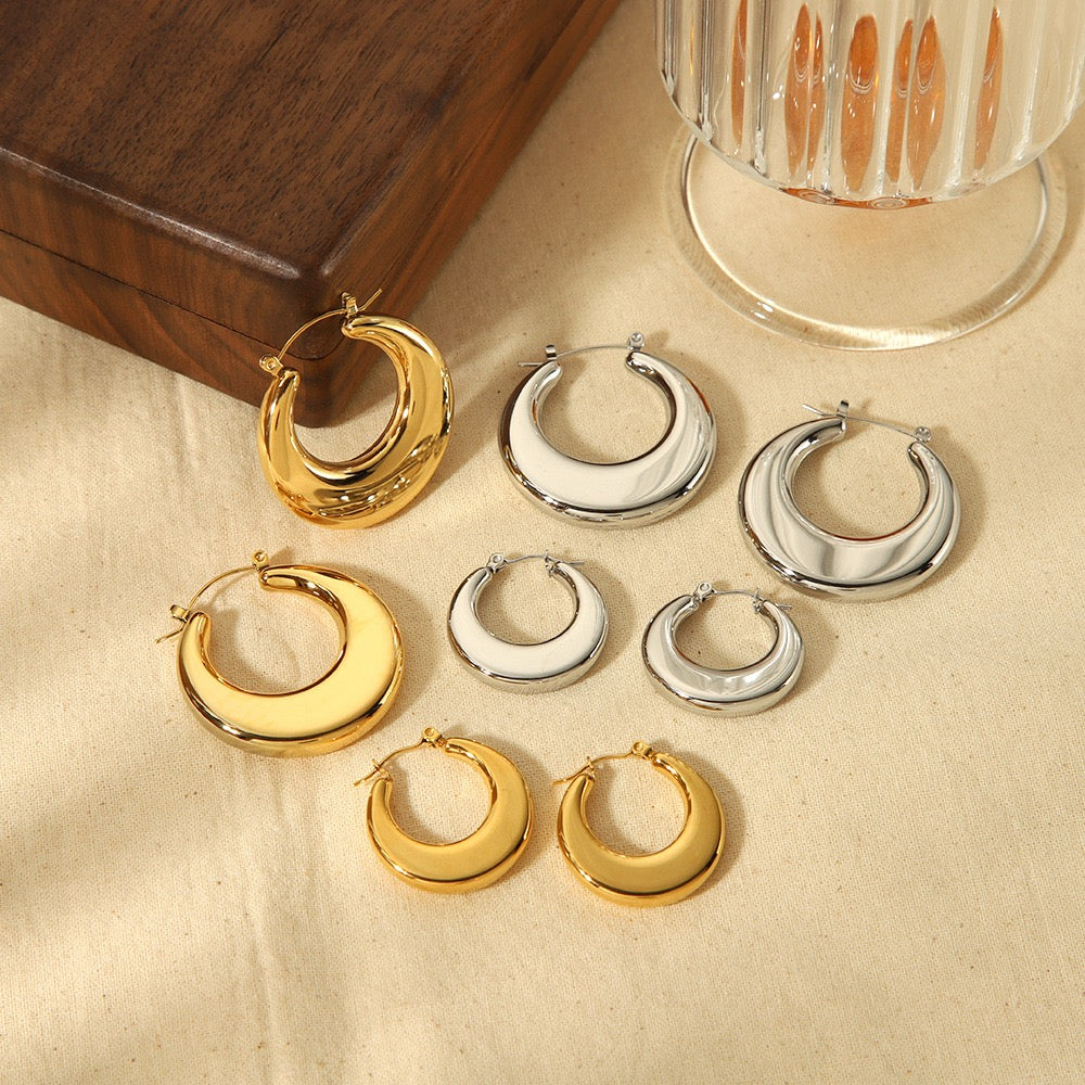 Flat chubby hoop earrings