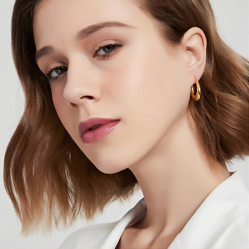 U shape classic hoop earrings