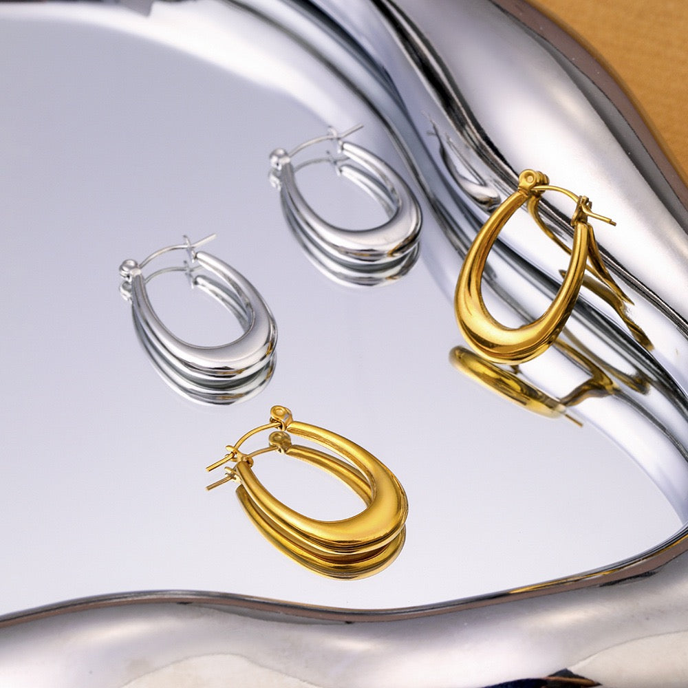 U shape classic hoop earrings