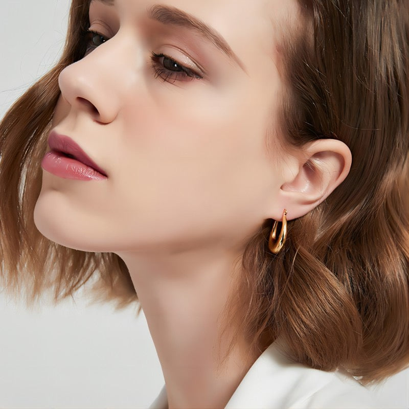U shape classic hoop earrings
