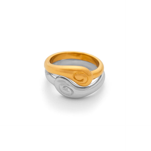 Agape Swirl couple of rings