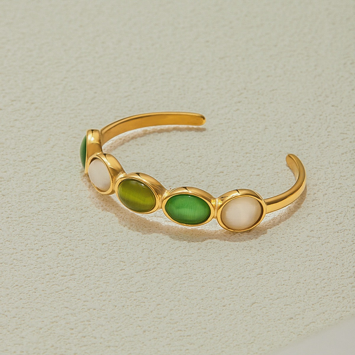 Green cat eye stone bangle
