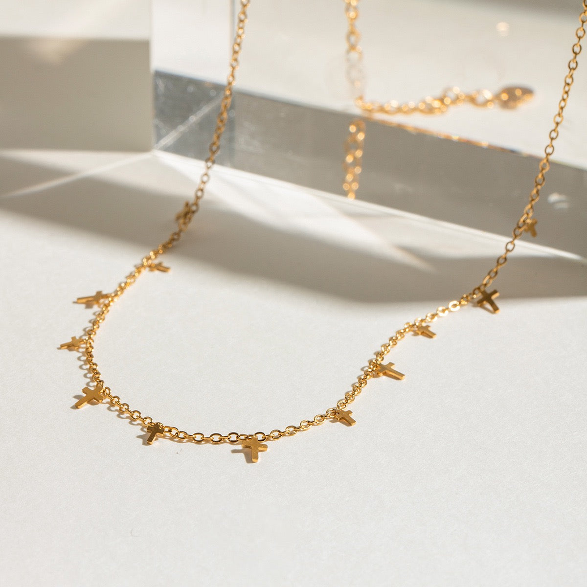 Mini cross necklace