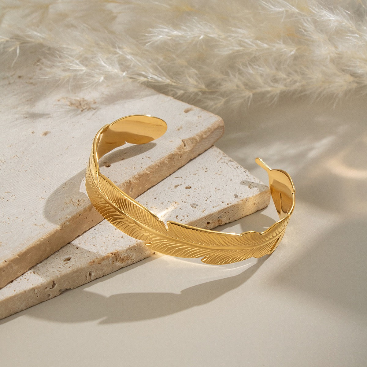 Leaf bangle