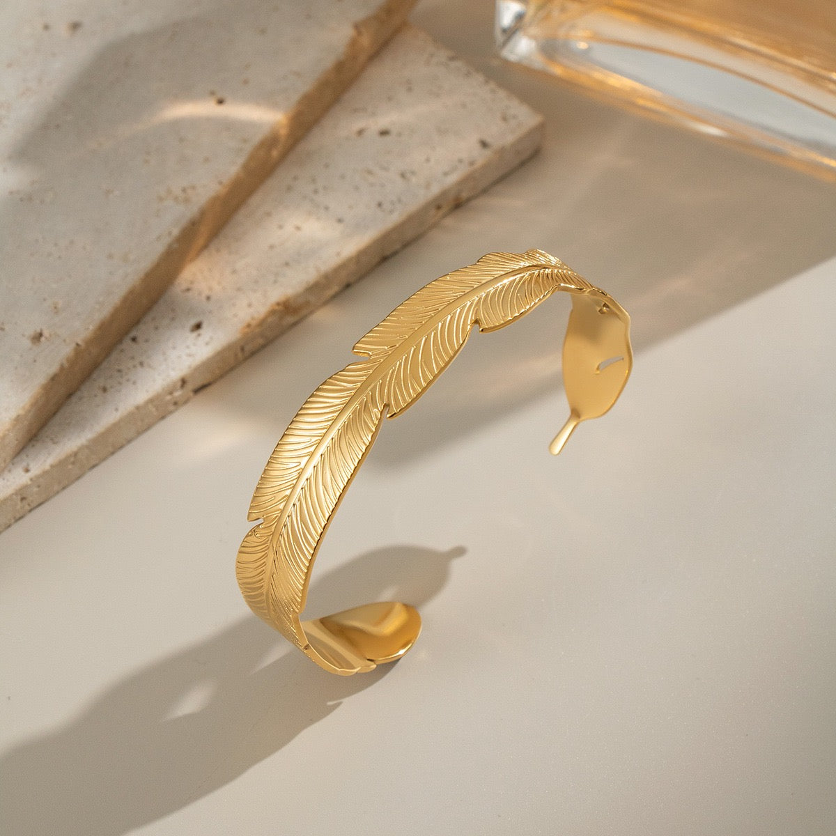 Leaf bangle