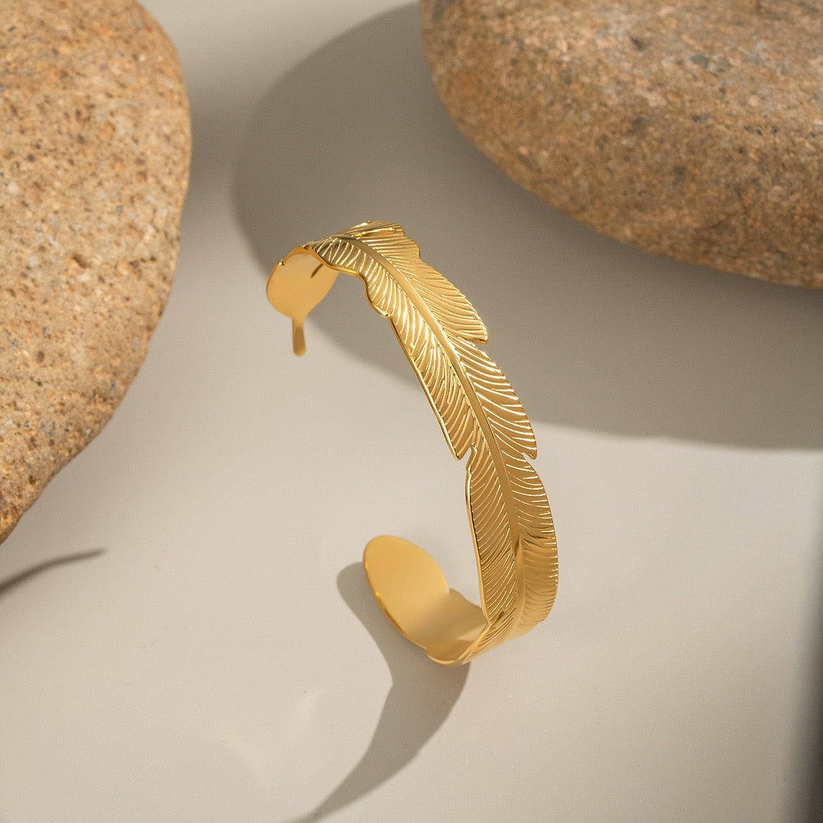 Leaf bangle