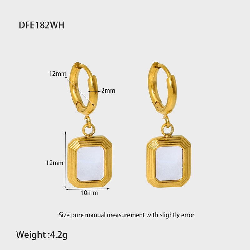 Mother of pearl white earrings
