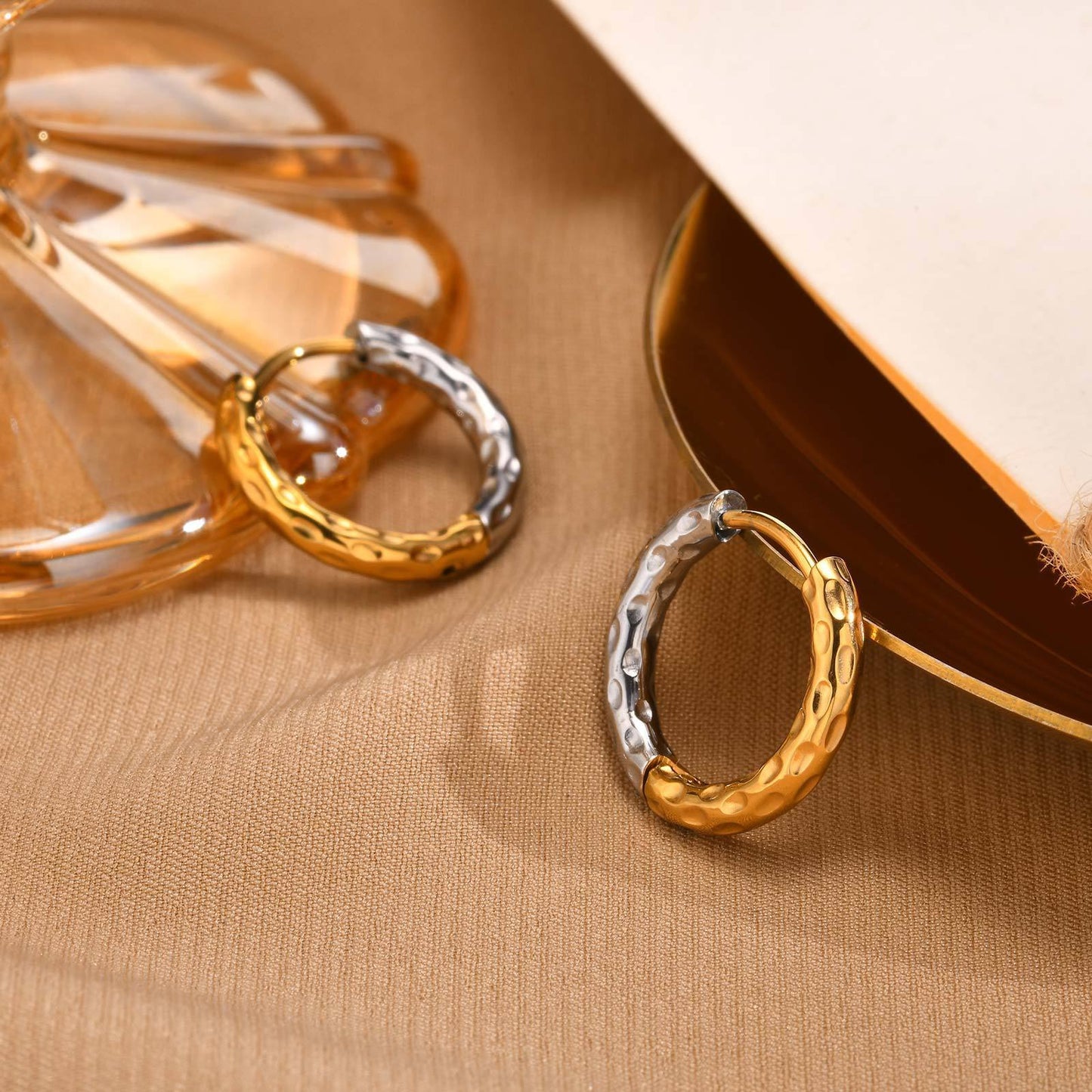 Two tones dainty hoops earrings
