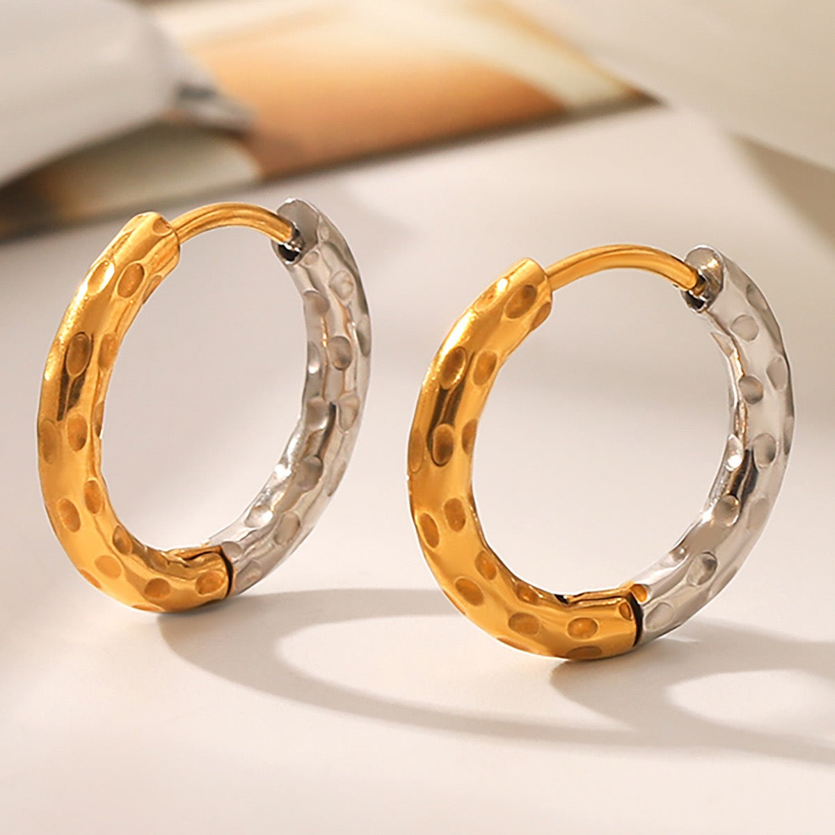 Two tones dainty hoops earrings