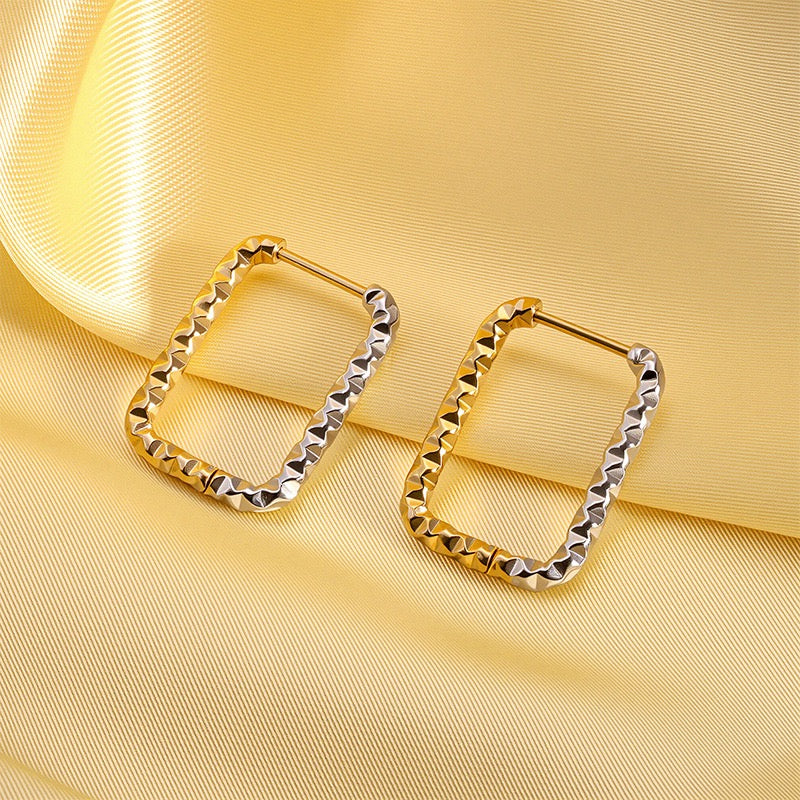 Two tones dainty hoops earrings