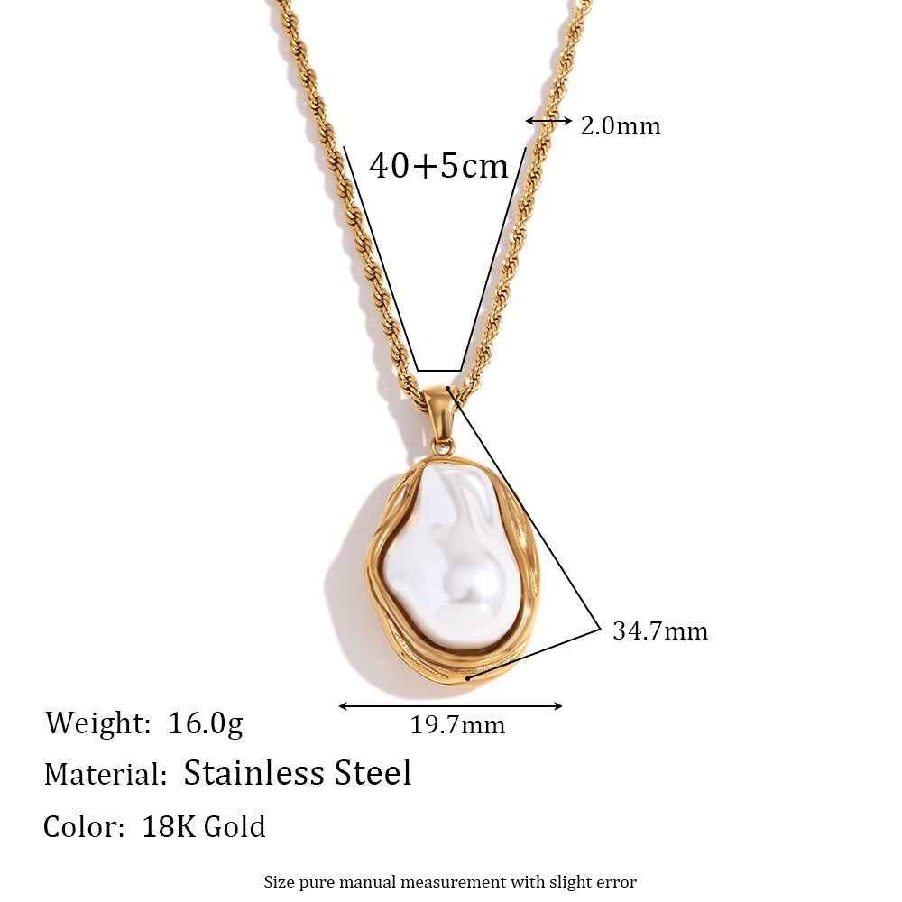Baroque pearly bangle set