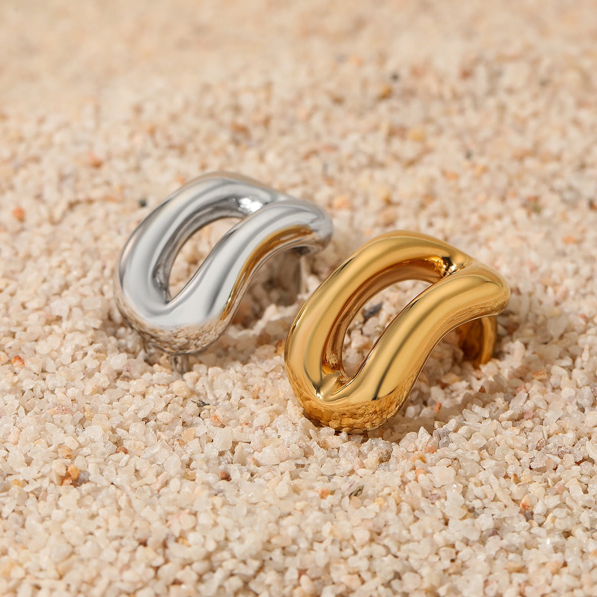 Ravine hoop rings