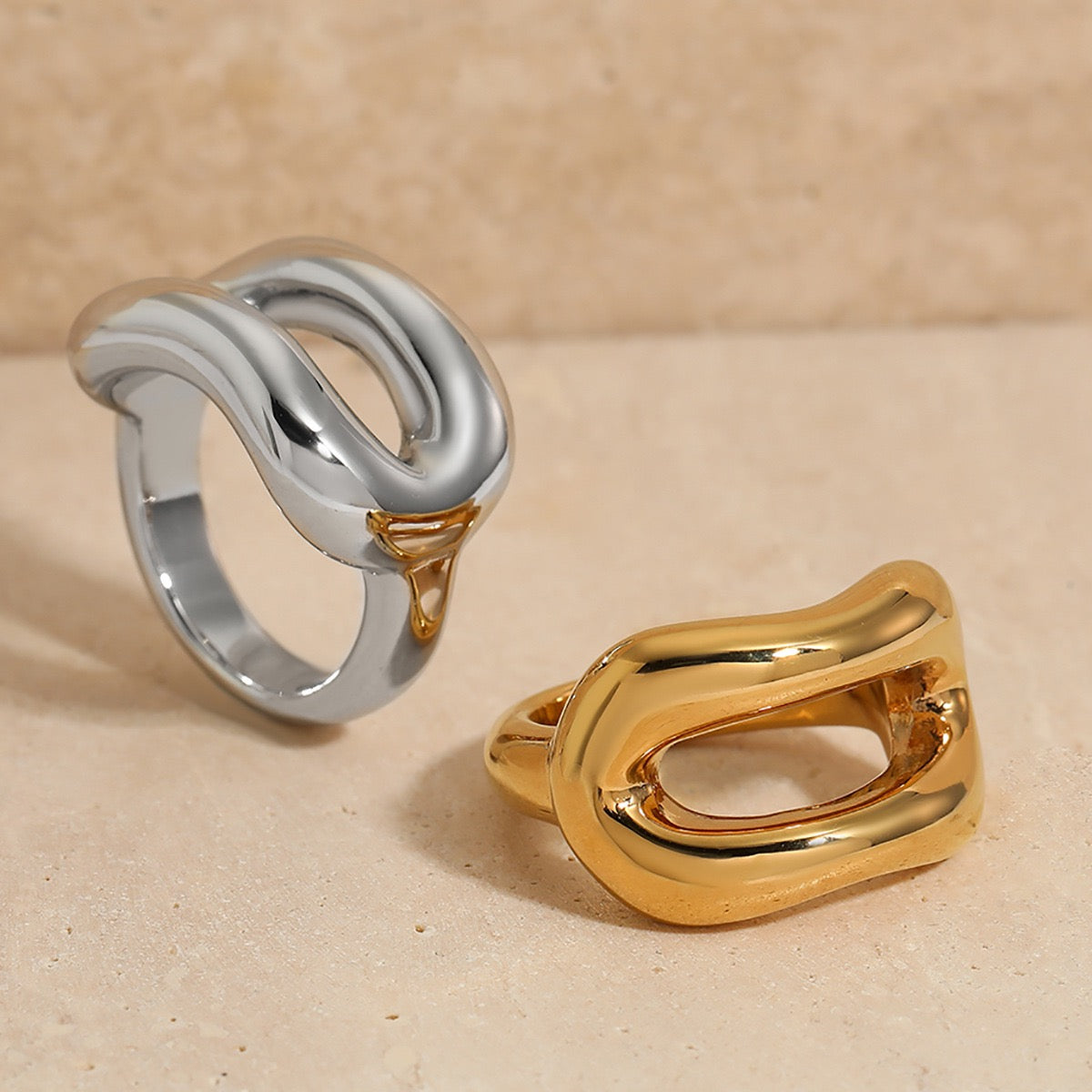 Ravine hoop rings
