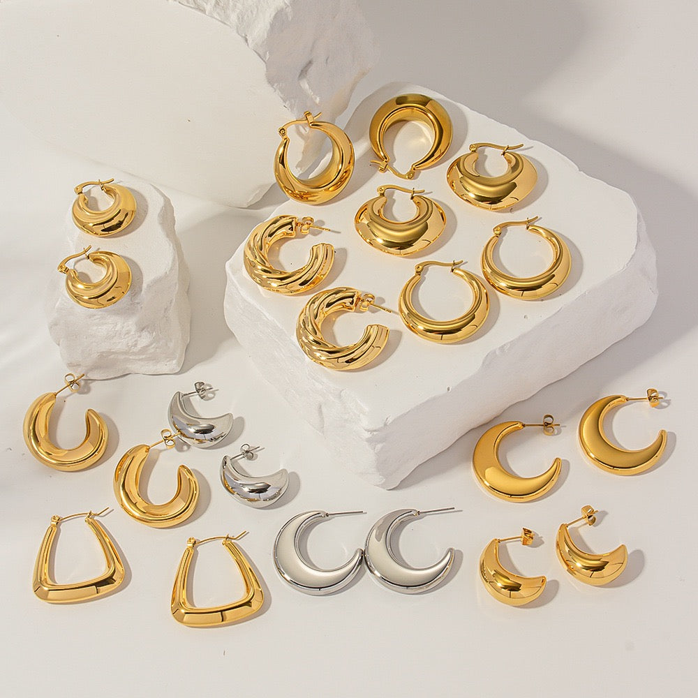 Classic hoops earrings