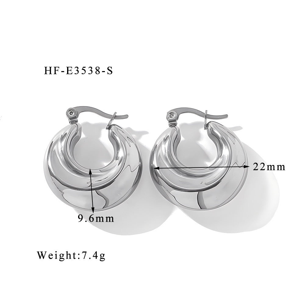 Classic hoops earrings