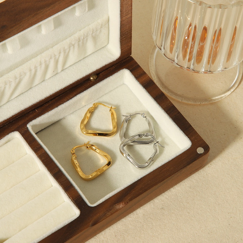 Classic hoops earrings