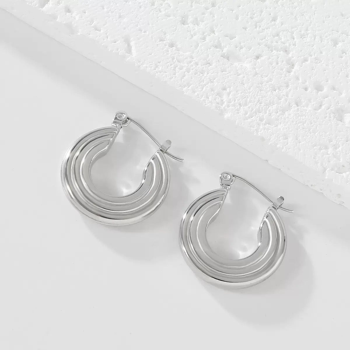 Wheels hoops earrings