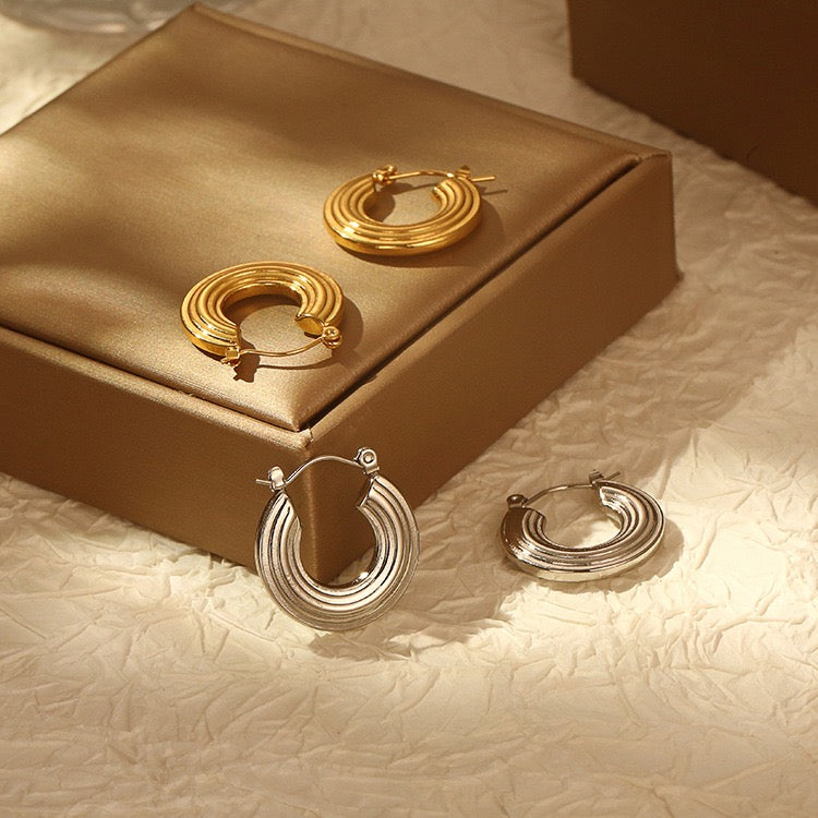 Wheels hoops earrings