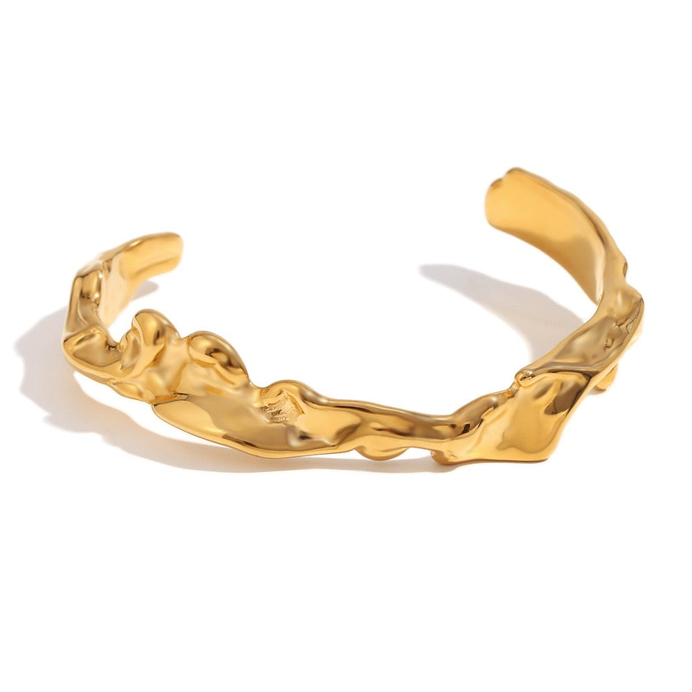 Melting lava bangle