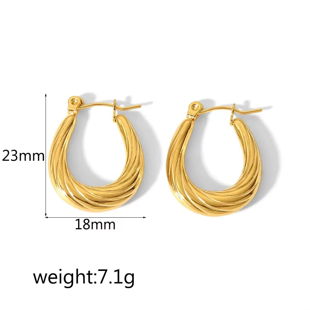 Classic wave hoops