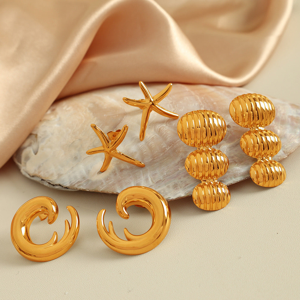 Ameliah Bondi summer earrings