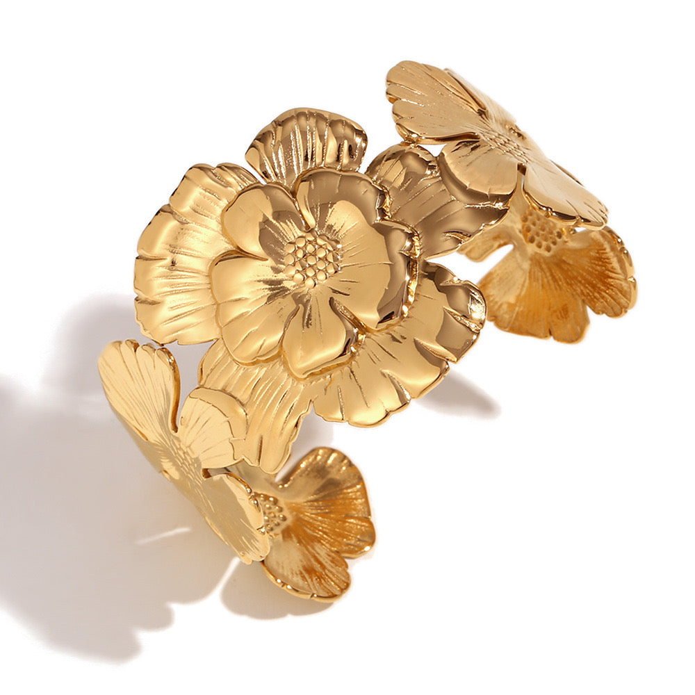 Angelina Summer flower bangle