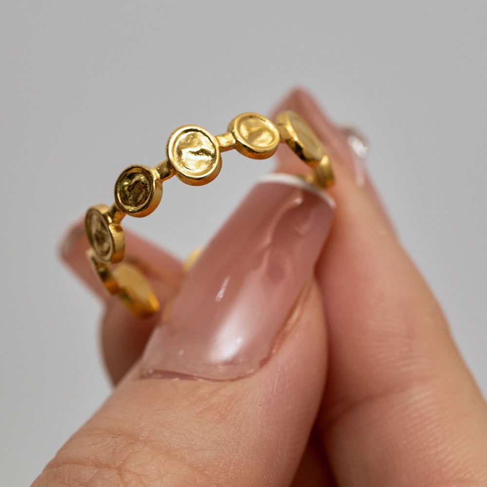 Circular quay ring