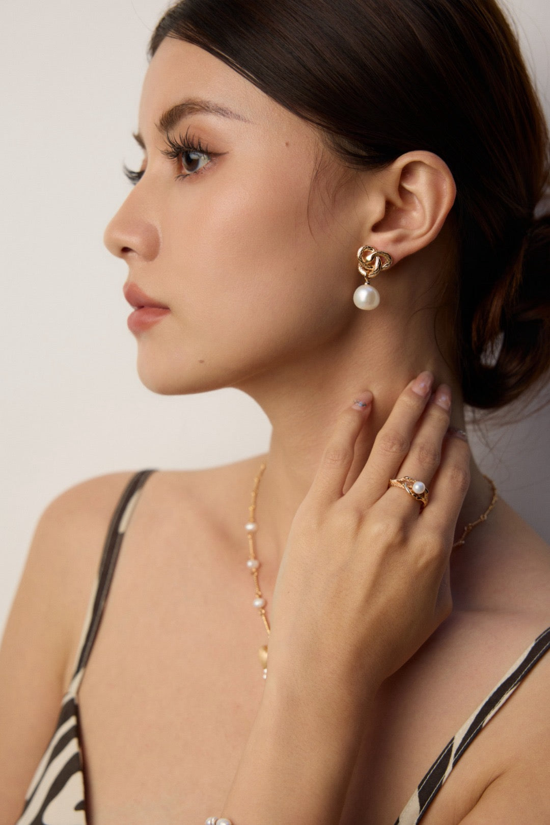 Branch pearl ring