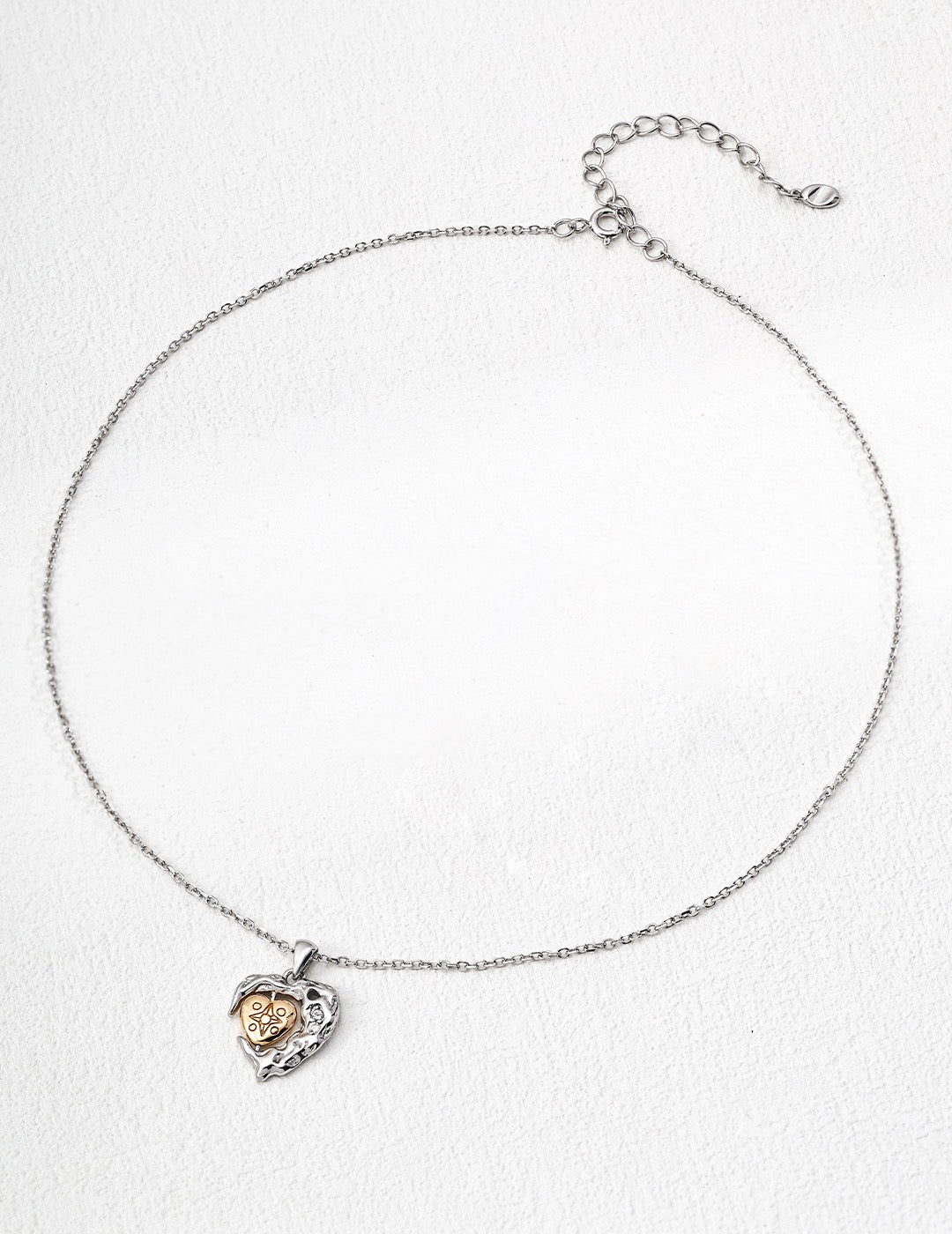 Two tones heart necklace