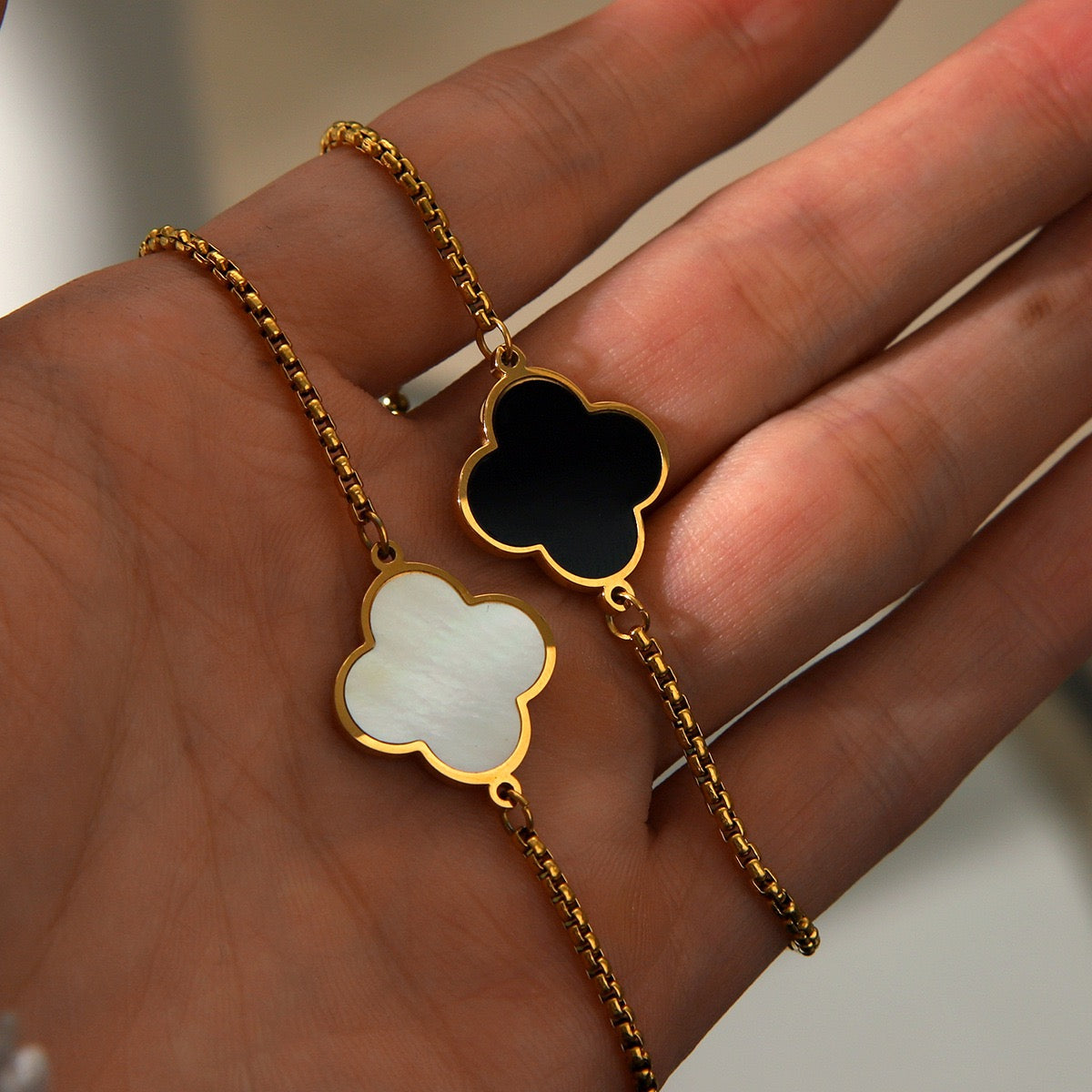 Clover bracelet