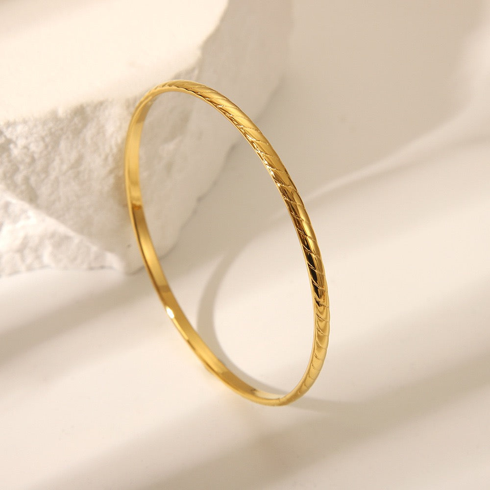 Dainty hoop bangles