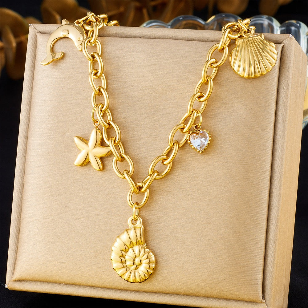 Statement chain charm necklace