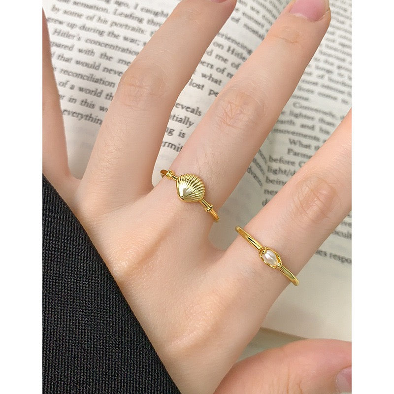 Dainty shell sterling silver ring