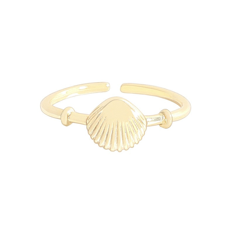 Dainty shell sterling silver ring