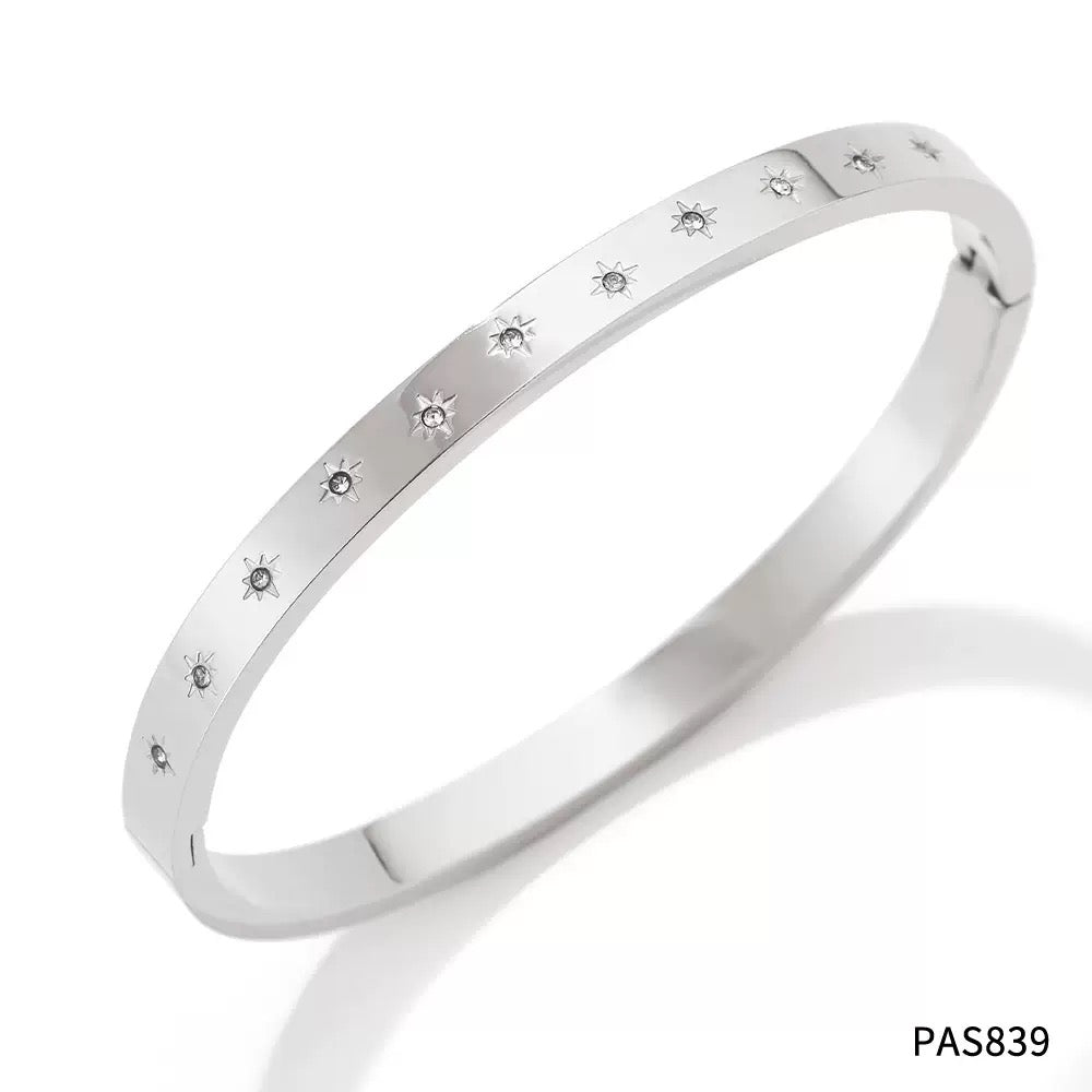 Star bangles