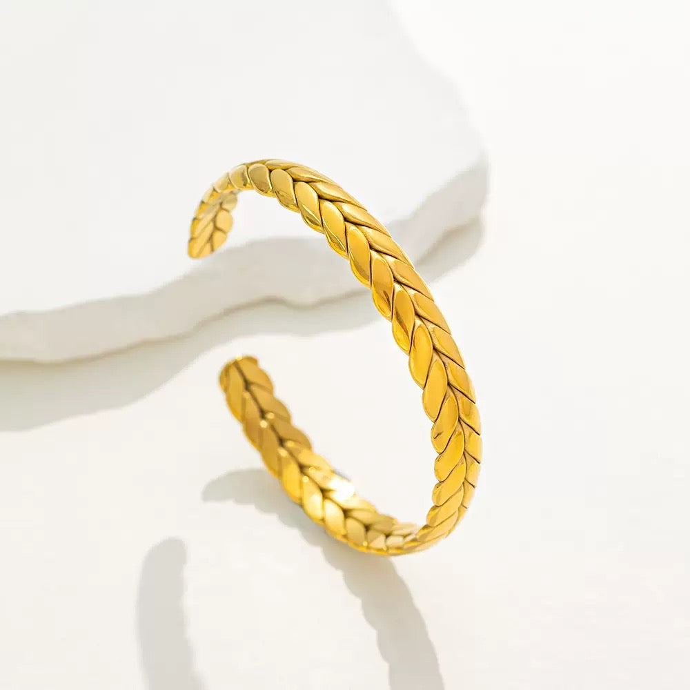 Braid twilly bangle