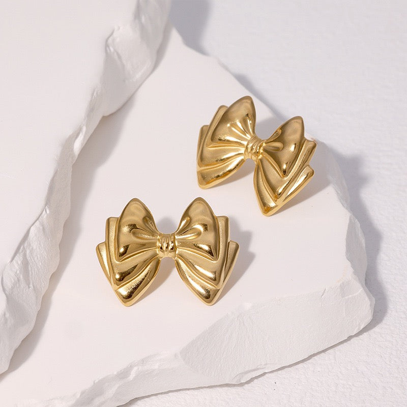 Victoria Sweet bow collections