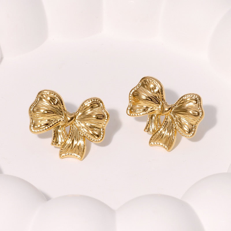 Victoria Sweet bow collections