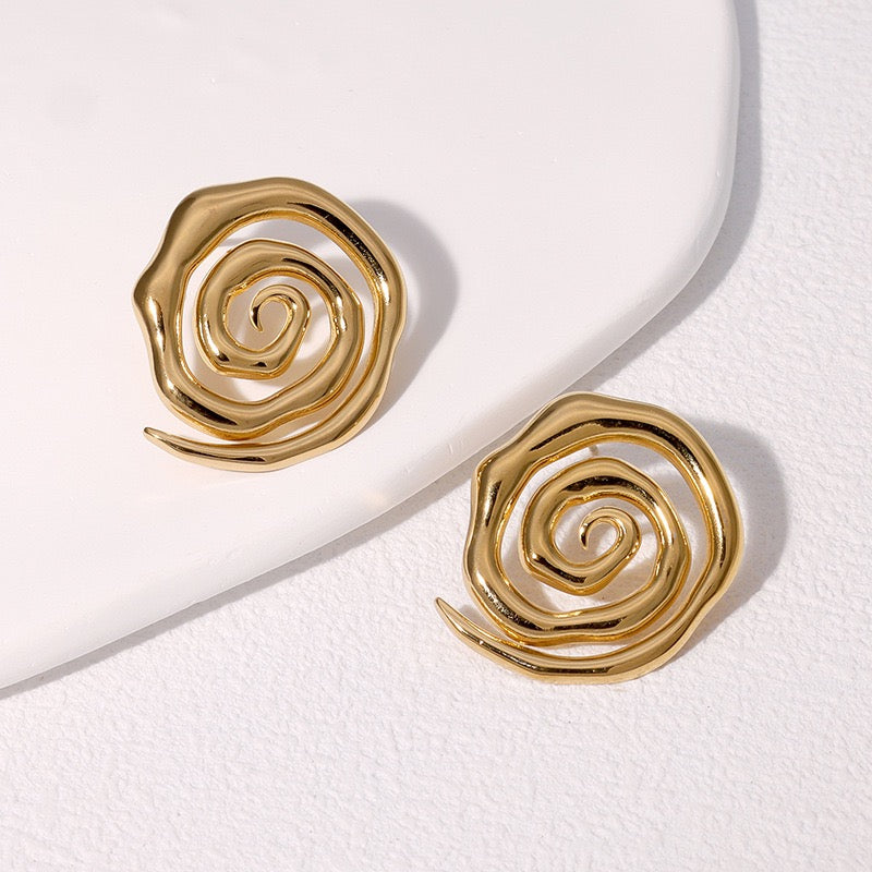 Swirl earrings