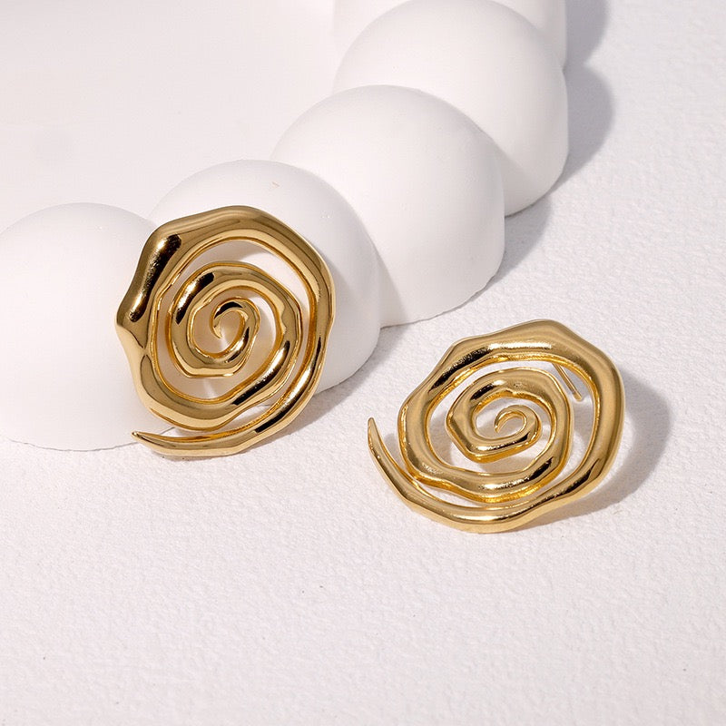 Swirl earrings