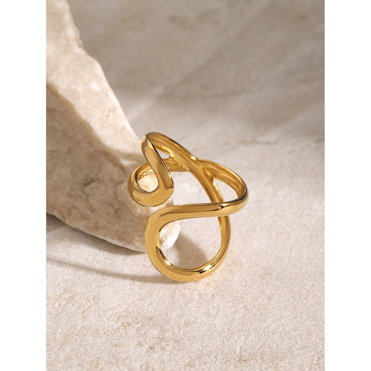 Double lines ring