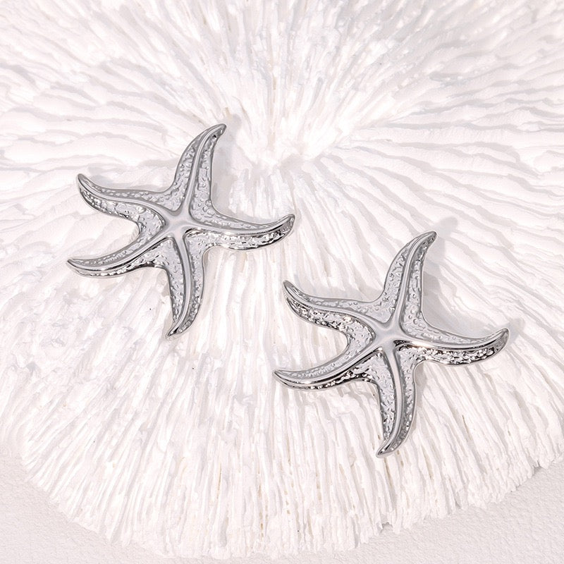 Pointy starfish earrings