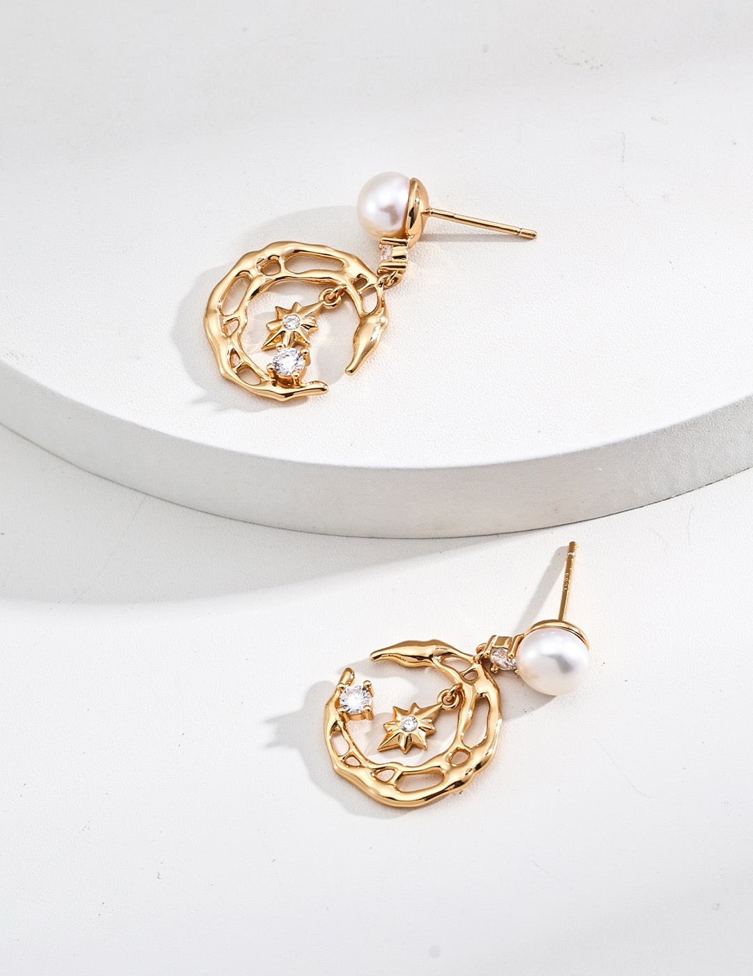 Central Moonlight sky earrings