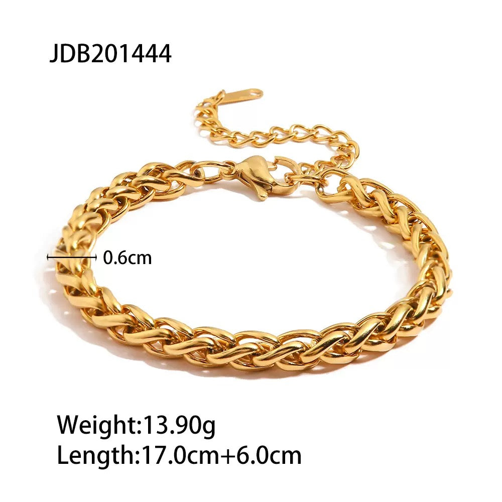 Statement chunky chain bracelets