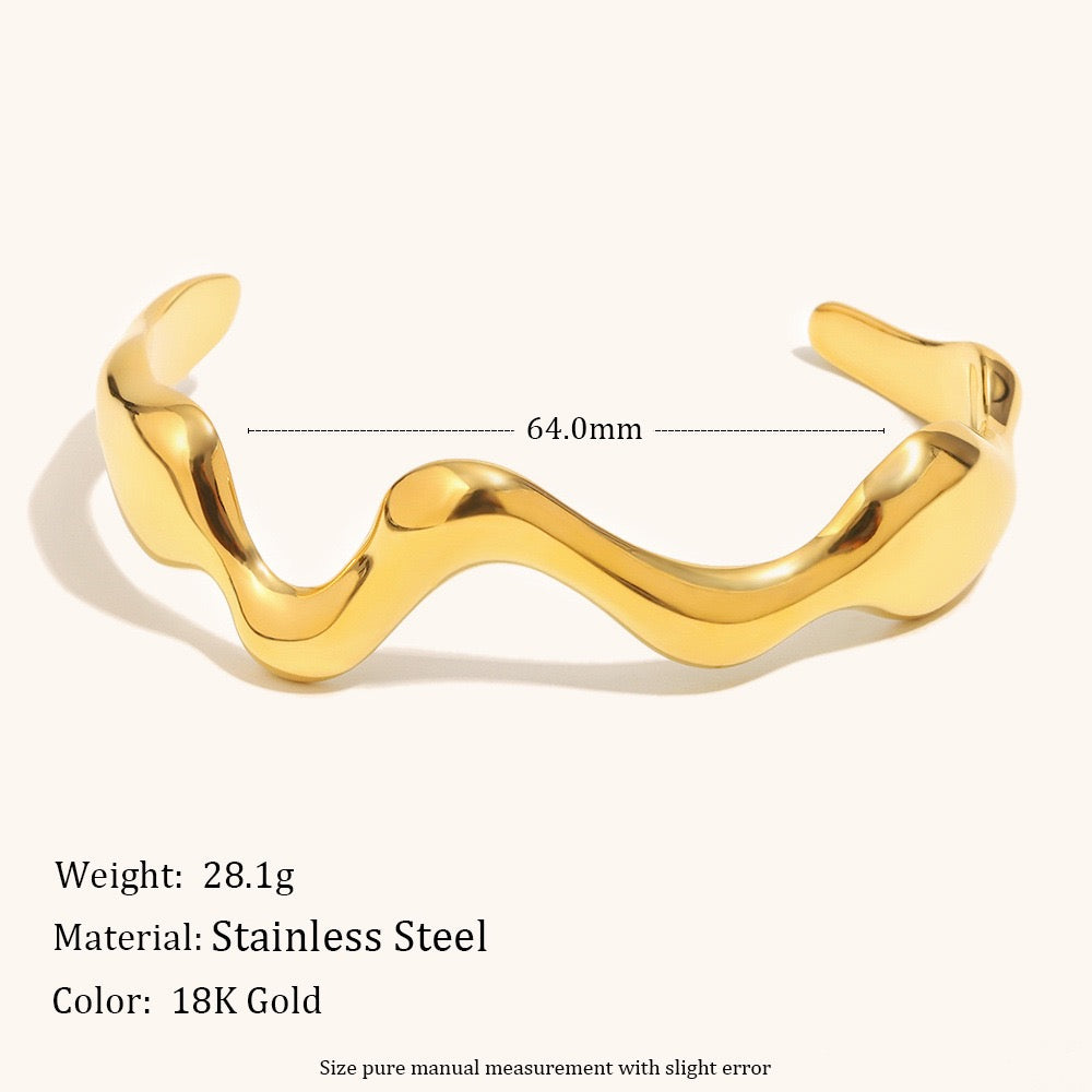 Thick wave bangles