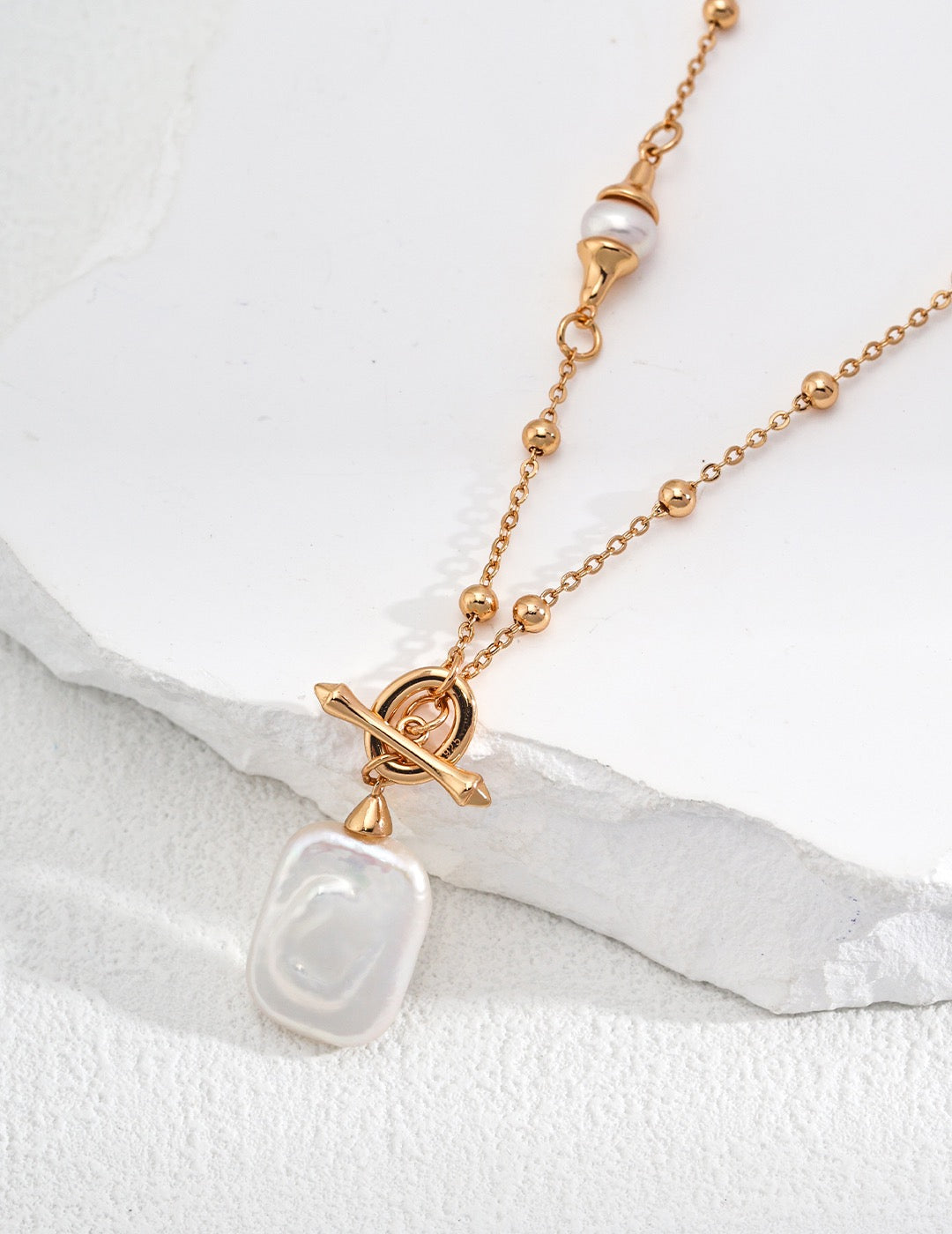 Gabreilla Square baroque necklace