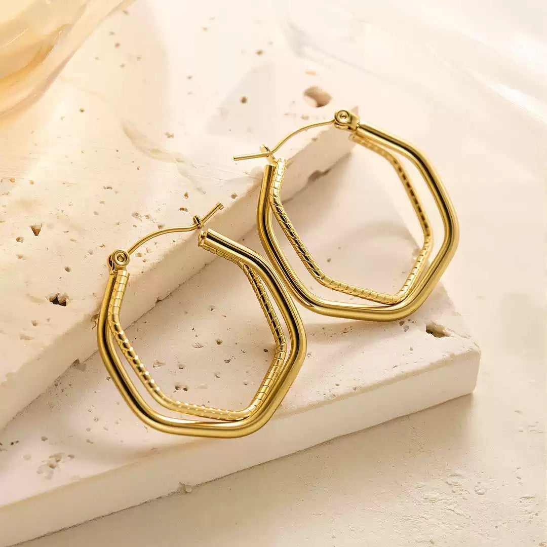 Classic square hoops
