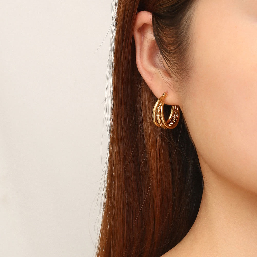 Shiny triple hoops