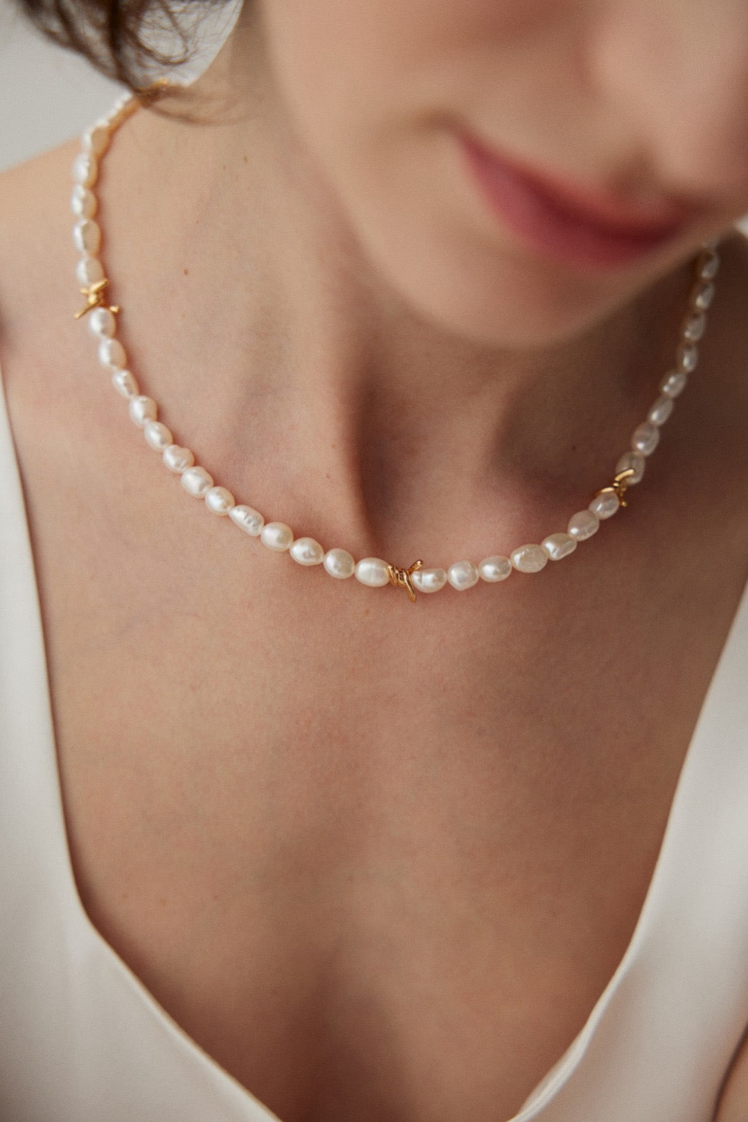 Twist Pearl necklace